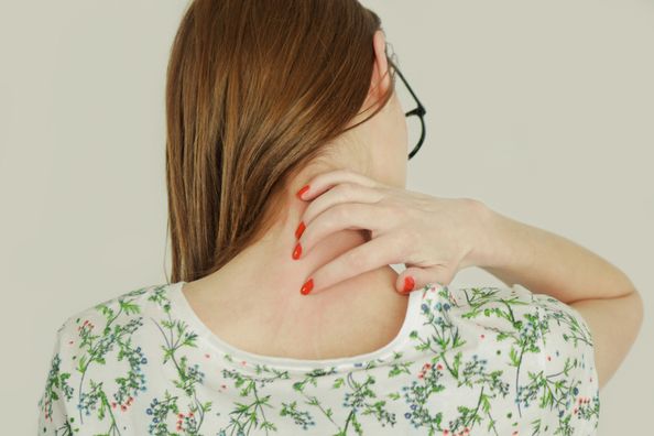 Women Having Shingles Symptoms